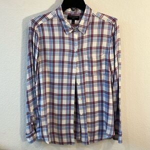 BANANA REPUBLIC long sleeve rayon blue. Red. Cream. Plaid Button Down. WOMENS LG